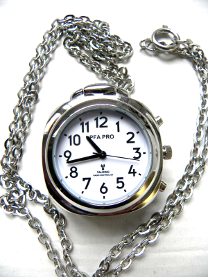 Montre parlante avec voix féminine claire