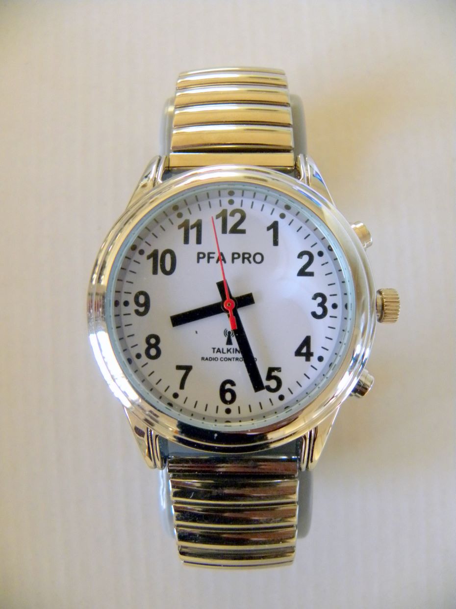 Montre parlante radio pilotée pour Femme La montre parlante Dscn2844